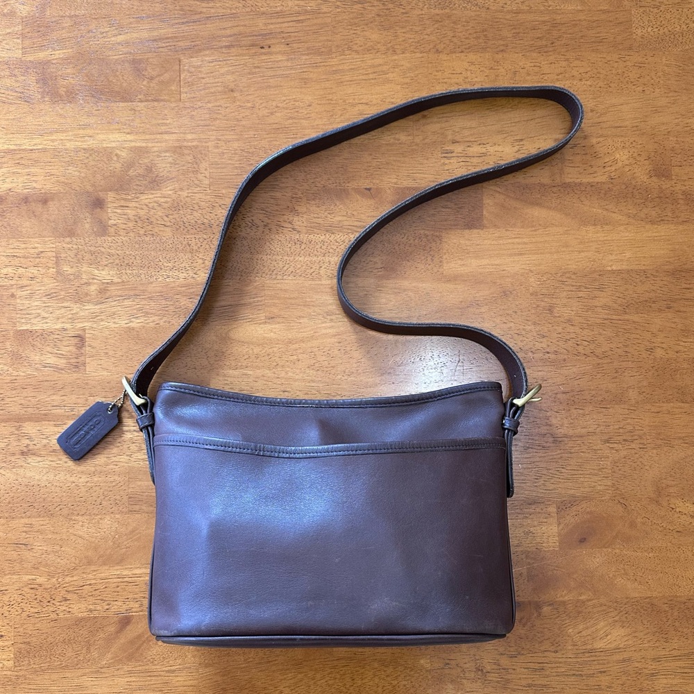 Vintage Coach Worth Cross Body Bag in Mahogany (4143)